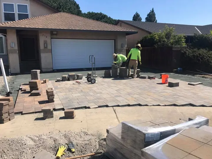 Driveway Paving Driveway Pavers Being Laid