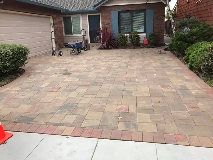 Driveway Paving Paver Driveway With A Brick Border