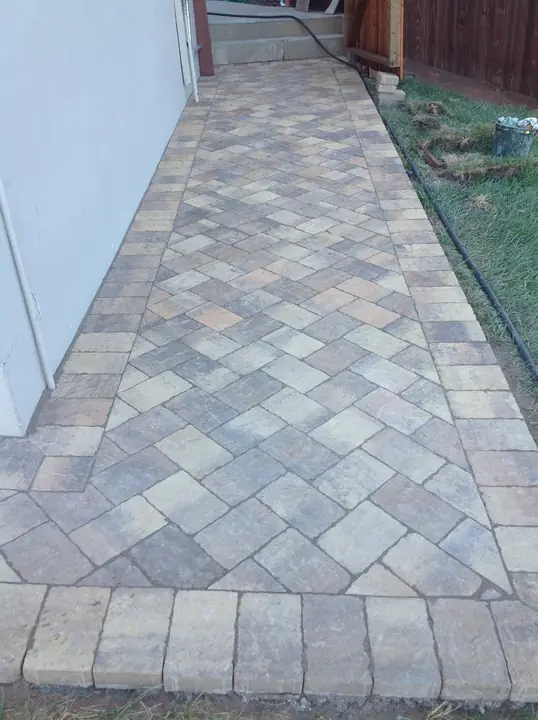 Paver Installation Herringbone Pavers Laid On The Diagonal