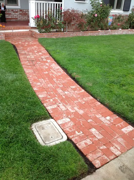 Walkway Paving Mcnear Brick Walkway To The Porch